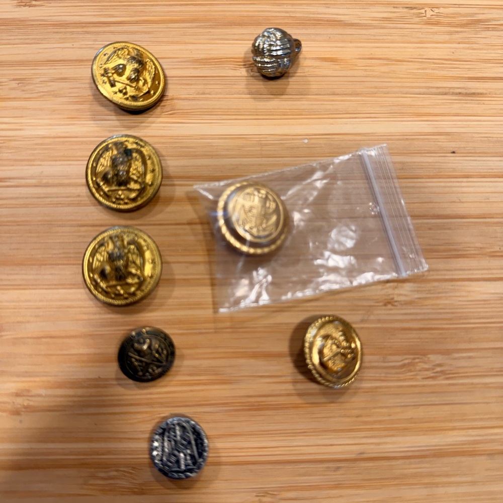 Assorted Vintage Brass Military Uniform Eagle Anchor Heraldic Crest Buttons